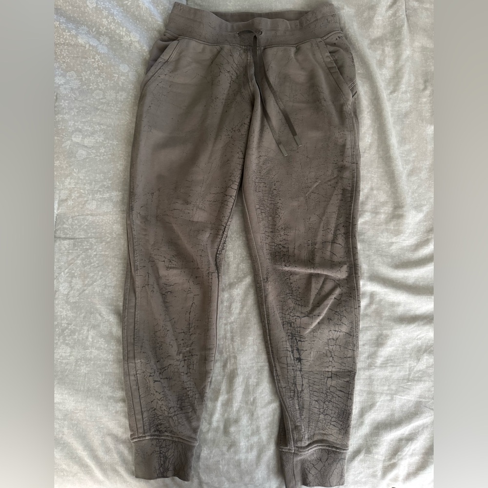 lululemon athletica jogger